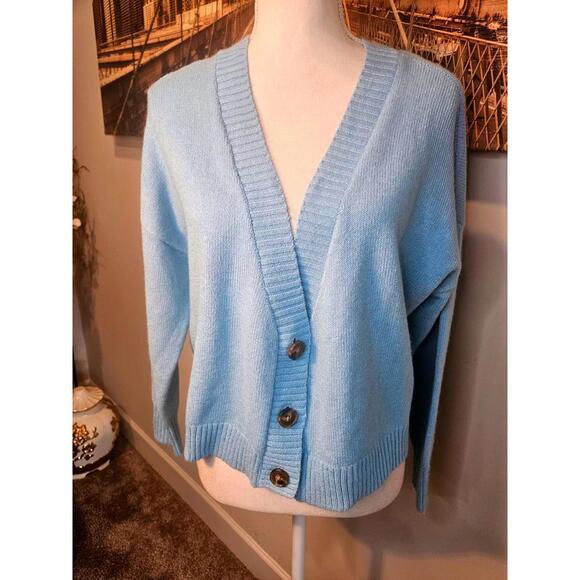 Nwt Wild Fable Light Blue Oversized Button-Up Sweater-Medium - Picture 1 of 4